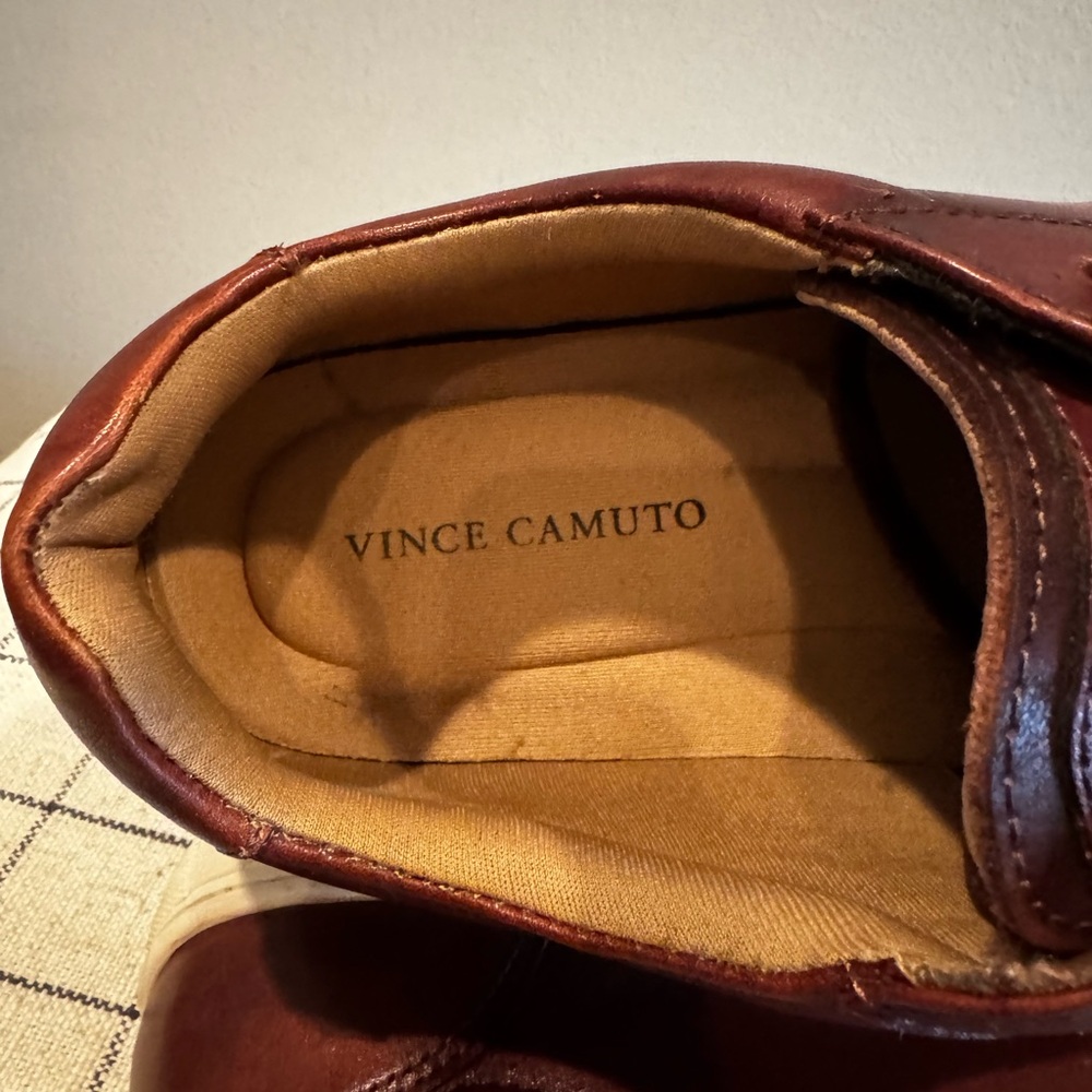 Vince Camuto Brown Low-Top Sneakers with White Sole - Picture 4 of 9